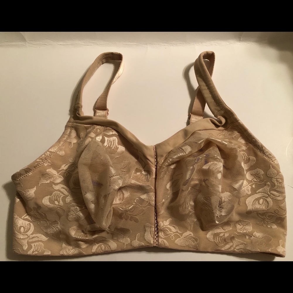 Wacoal NWOT Awareness Bra Size 42DD